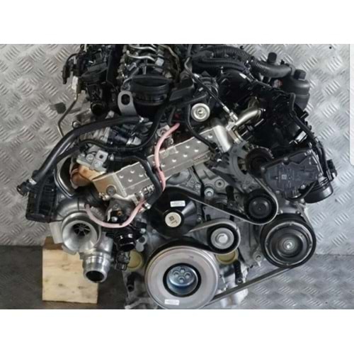 BMW B47D20A MOTOR KOMPLE FULL DOLU ENJEKTÖRLÜ TURBOLU 11002448669 11002455630 11002473088