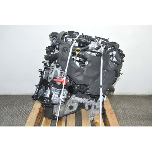 RANGE ROVER VELAR KOMPLE MOTOR FULL DOLU ENJEKTÖRLÜ TURBOLU 2.0 DİZEL 240 BEYGİR LR091904 LR113012 LR127424 LR127469 JDE37112